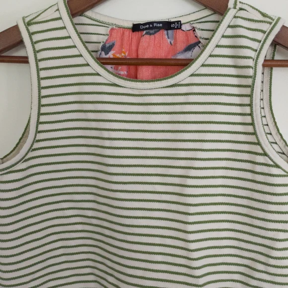 Doe & Rae Mixed Media Layered Top Size Small - Picture 2 of 8